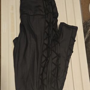 Victoria Secret Sport 7/8 Black Leggings with Crisscross Open Detail